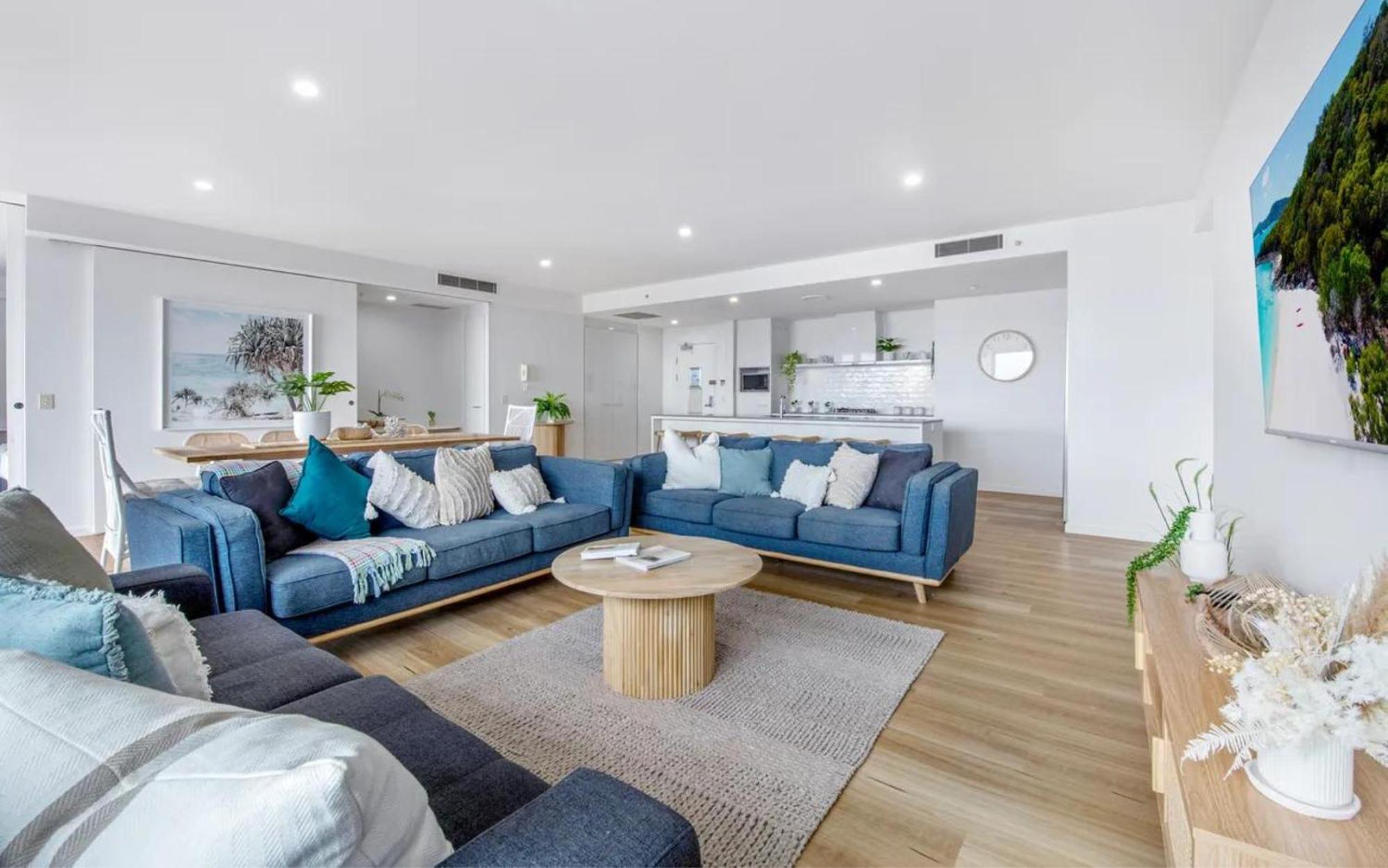 3 Bedroom 3 Bathroom Sub Penthouse Spa At Circle On Cavill - Q Apartment Gold Coast